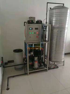 濟(jì)南鑫大凈水清公司 專(zhuān)業(yè)原水處理與反滲透設(shè)備制造商